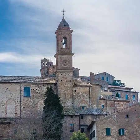 Palazzo Mosela Porta Montepulciano Stazione